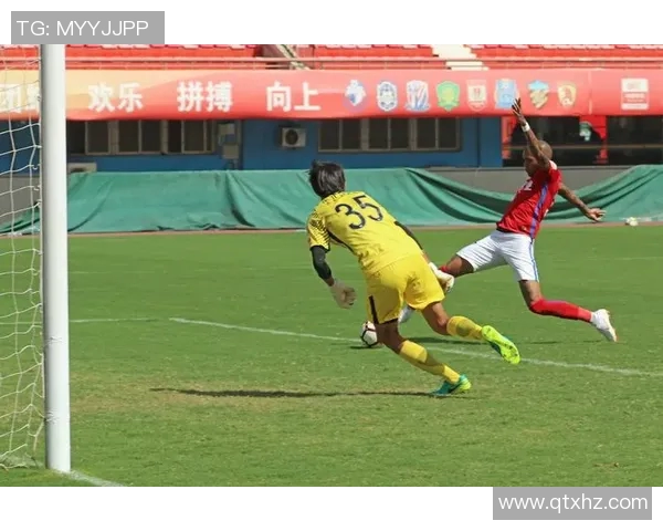 亚泰与建业激战正酣谁将赢得这场关键对决的胜利